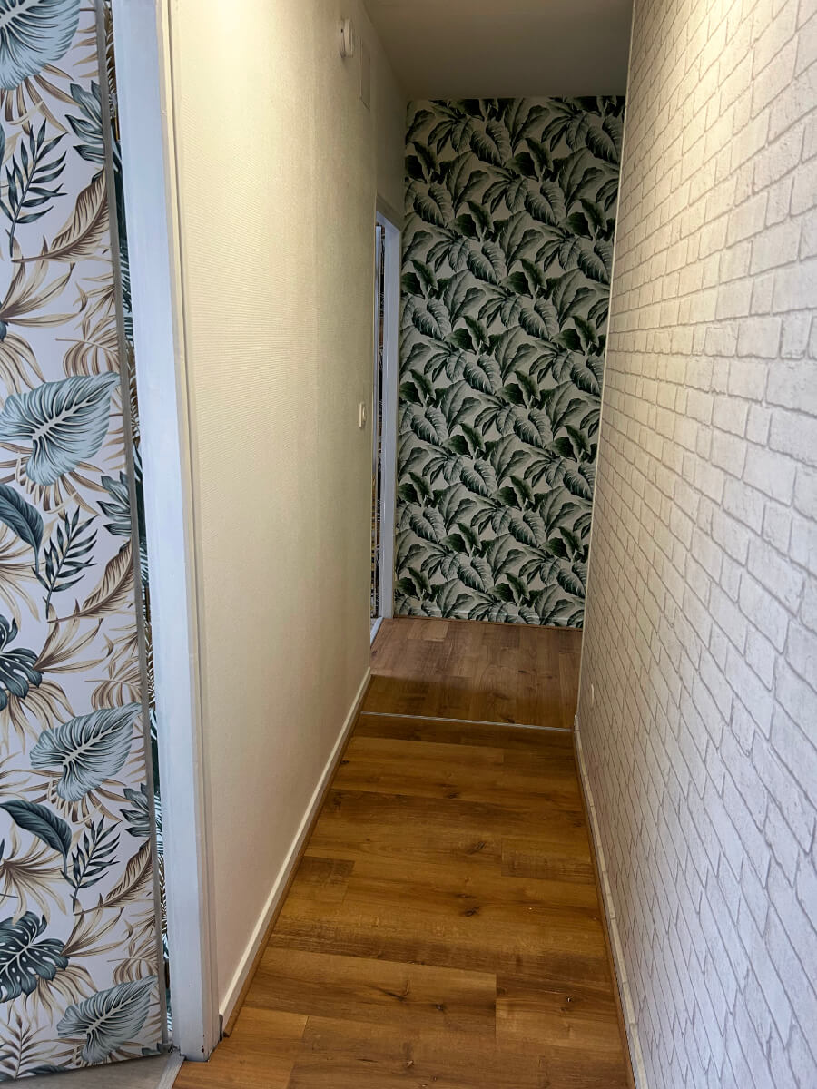 Entrée & Couloir | Logement Vue Château | Café du Château