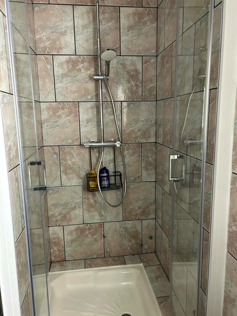 Salle d'eau | Logement Vue Château | Café du Château